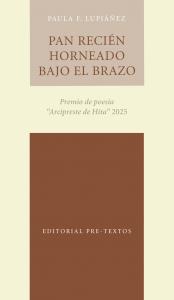 Pan recién horneado bajo el brazo